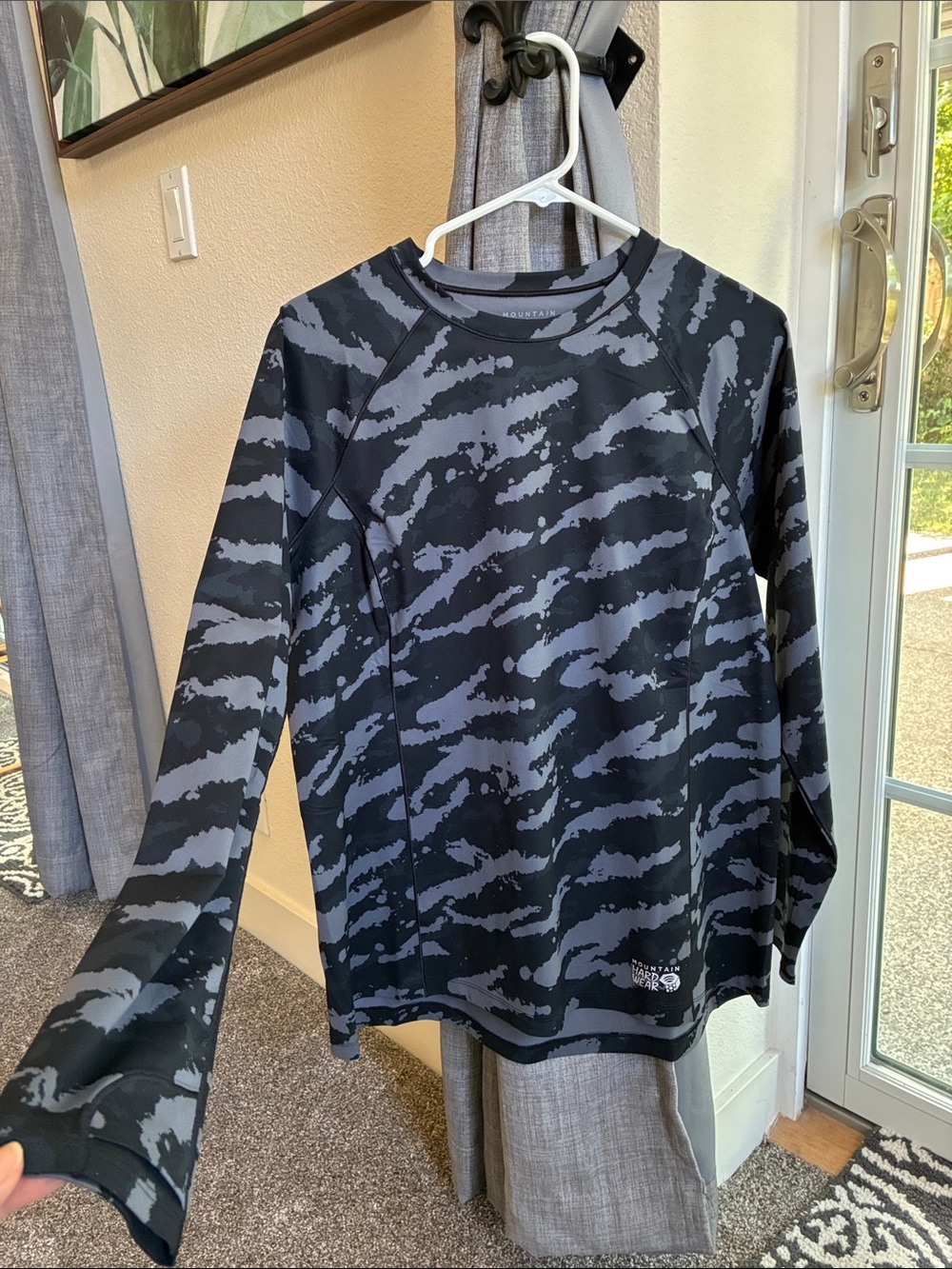 Women’s Long Sleeve - Black & Gray Camo